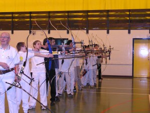 Compétition de tir à l'arc à la salle Jean Corbignot - JPEG - 29.6 ko